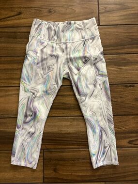 Athleta Marble Print Capri Leggings - White with Pastel Swirls